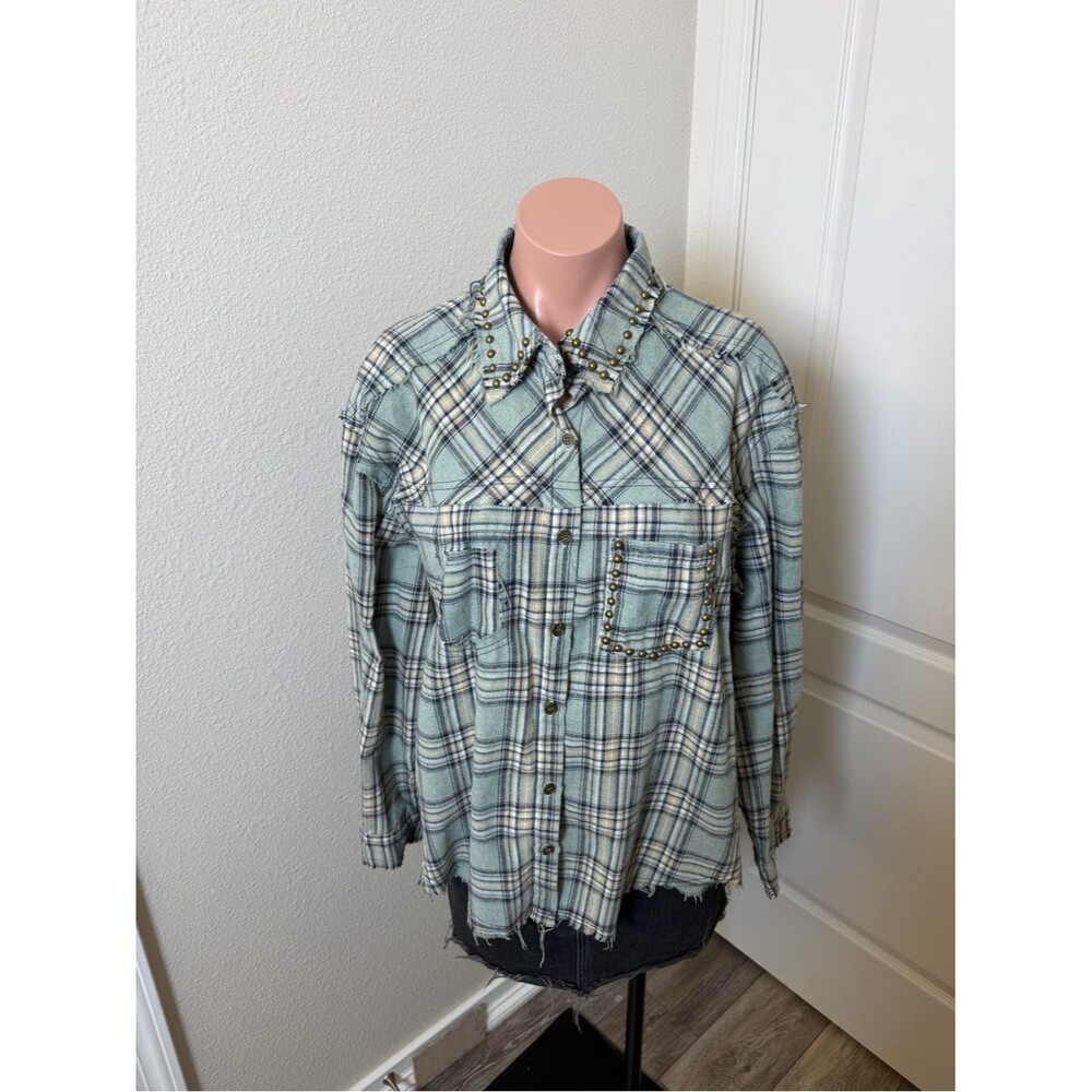 POL Studded Plaid Button-Up Flannel Shirt Sz S